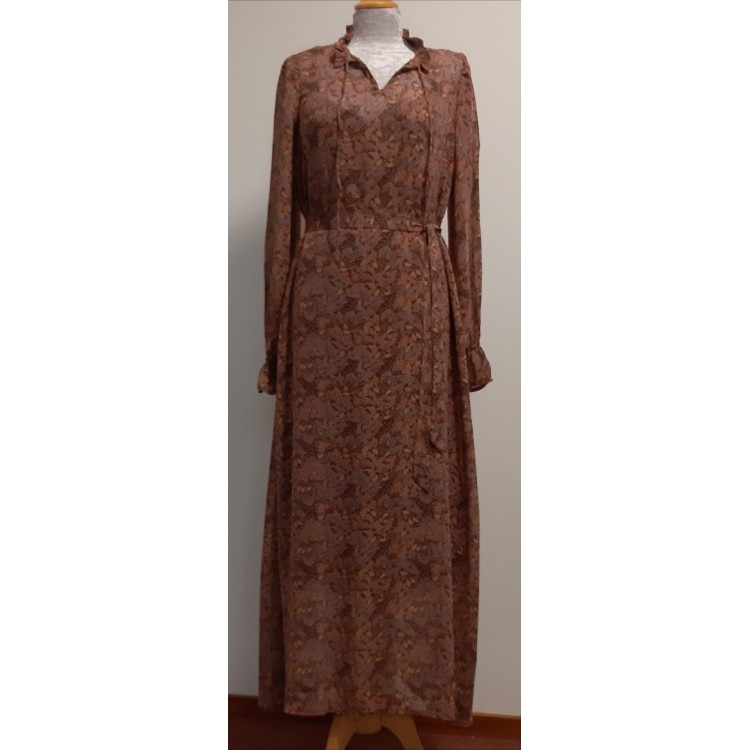 B Young brown print dress