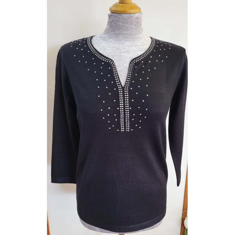 Claudia C Black notch sweater