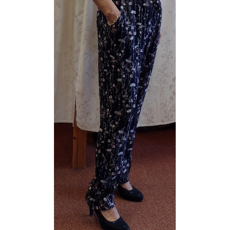 Claudia C navy floral trouser