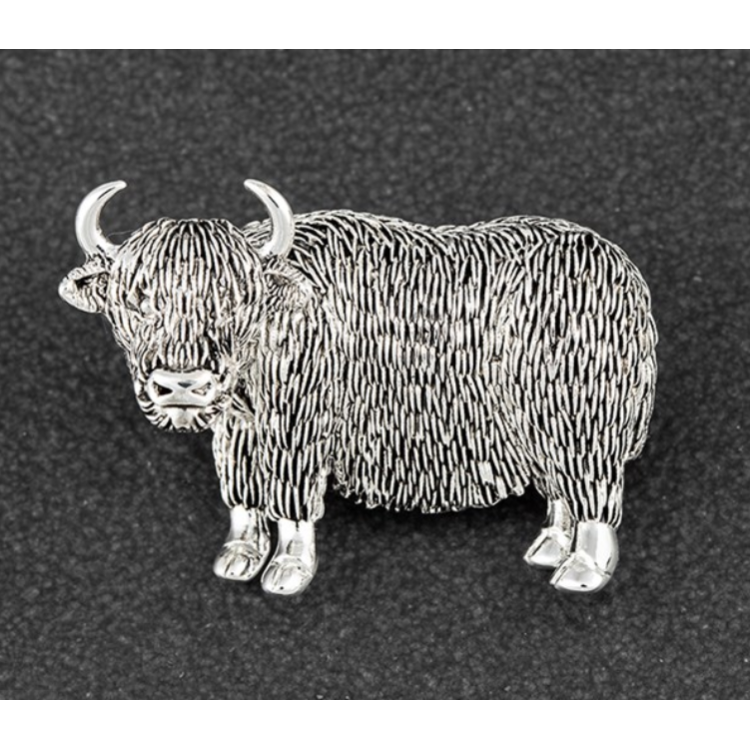 Highland cow brooch