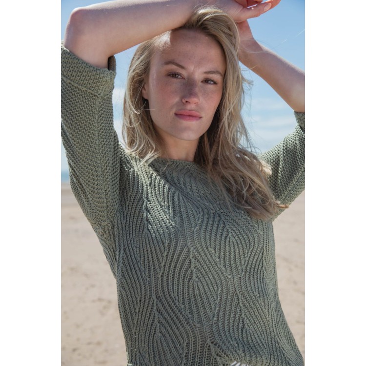 Marble three quarter sleeve sweater
